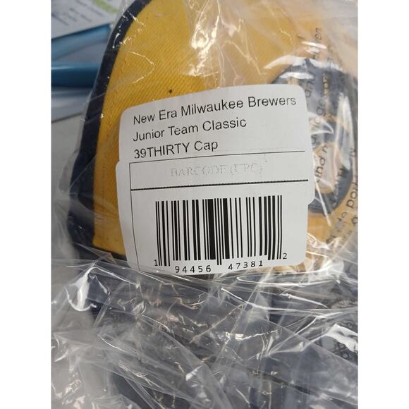 NWT New Era Boys Milwaukee Brewers Alt Logo Jr Team 39THIRTY Fit Hat.YELLOW/NAVY - Picture 2 of 3